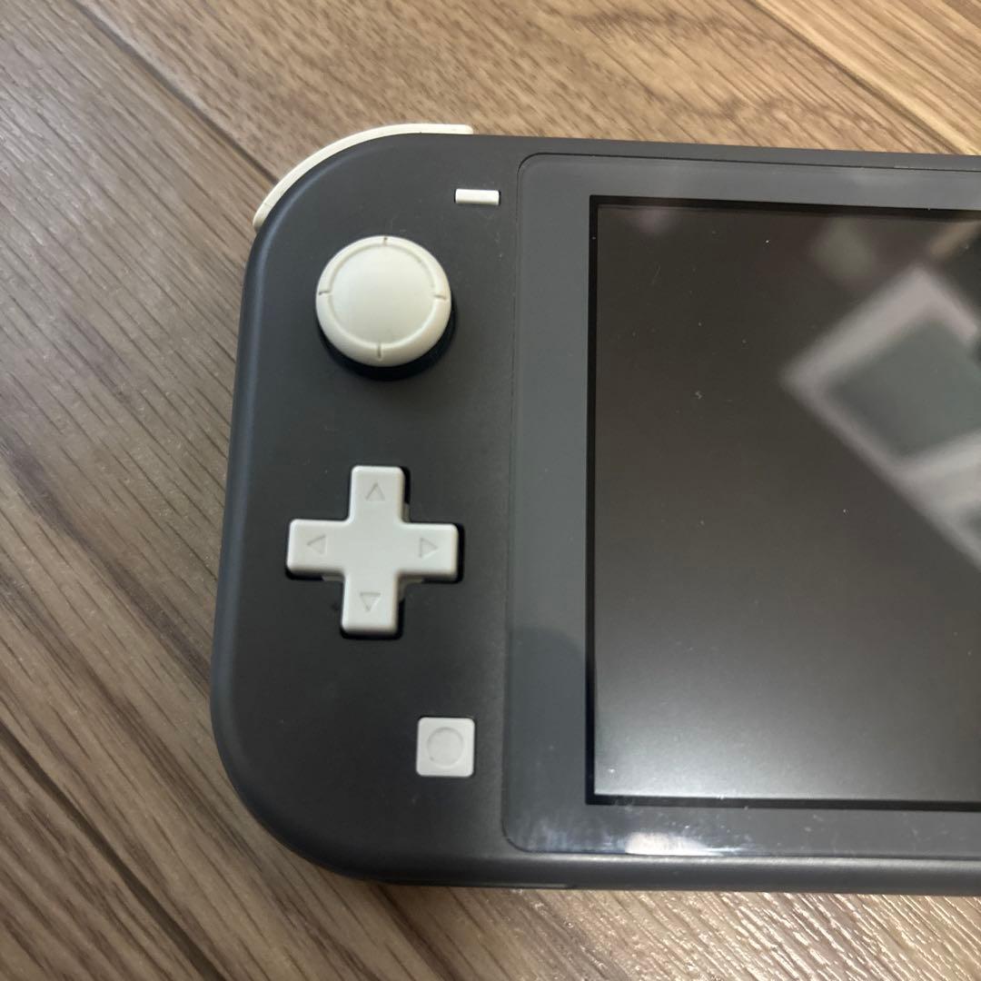 Nintendo Switch Light 黒動作不備なし‼️ 多少の値下げ可能‼️