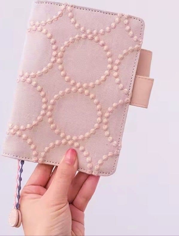 【新作】A5 　桜ピンク　ベージュピンク　タンバリン　手帳カバー　ミナペルホネン