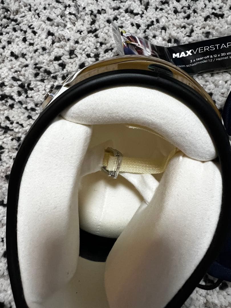 【AnyBuy】美品 1/2 マックス・フェルスタッペン 2022 Wチ