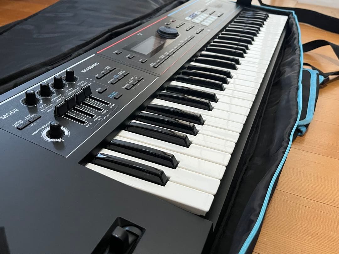 【美品/付属品多数】Roland JUNO-DS61 電子ピアノキーボード美品