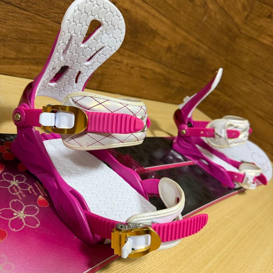 美品　kiss mark レディース　スノーボード3点　143cm かわいい