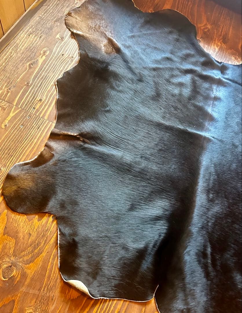 値下げ‼️希少カラー　カウラグ　ハラコ　ラグ