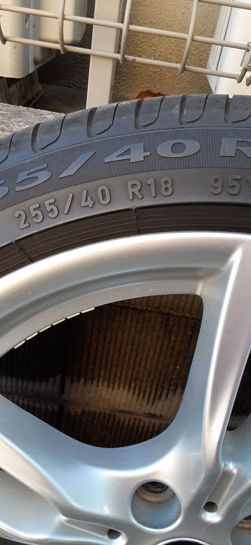  純正+ Pirelli P7 255/40R18 1本 リヤセット①