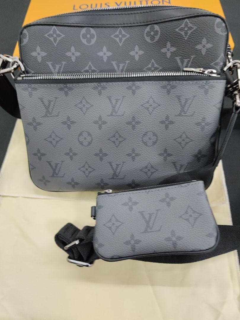 トリオメッセンジャー　ショルダー