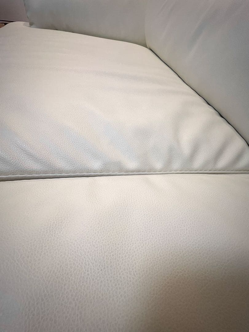 ニトリ ホワイト合皮 3人掛けソファ