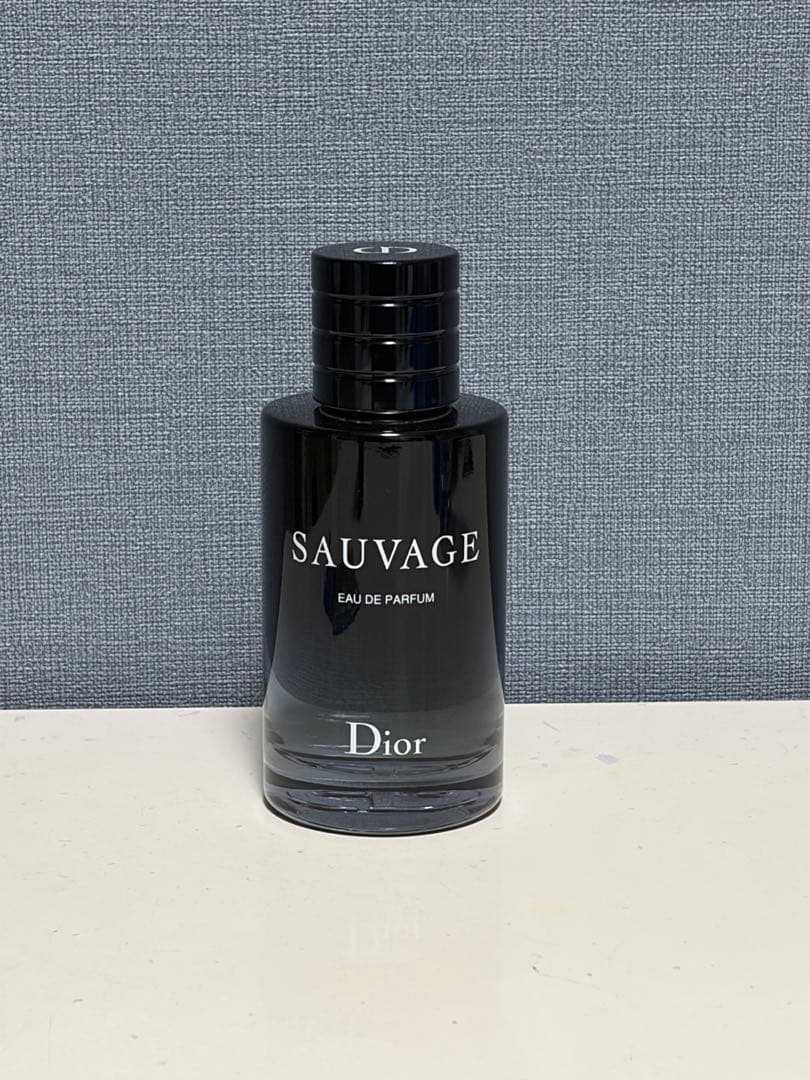 香水(男性用) SAUVAGE Eau de Parfum 100mL