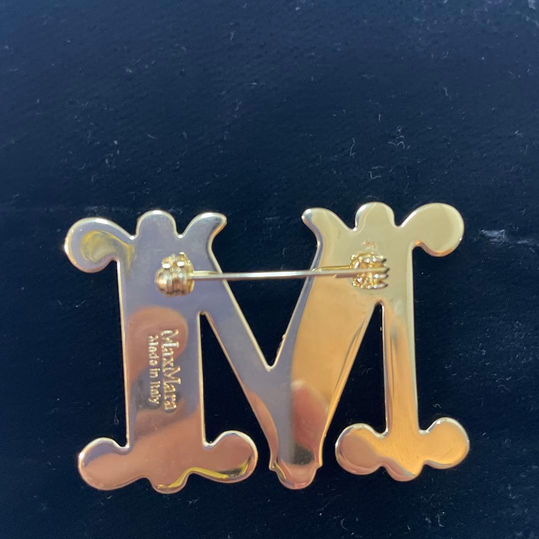 MaxMara クリスタルブローチ