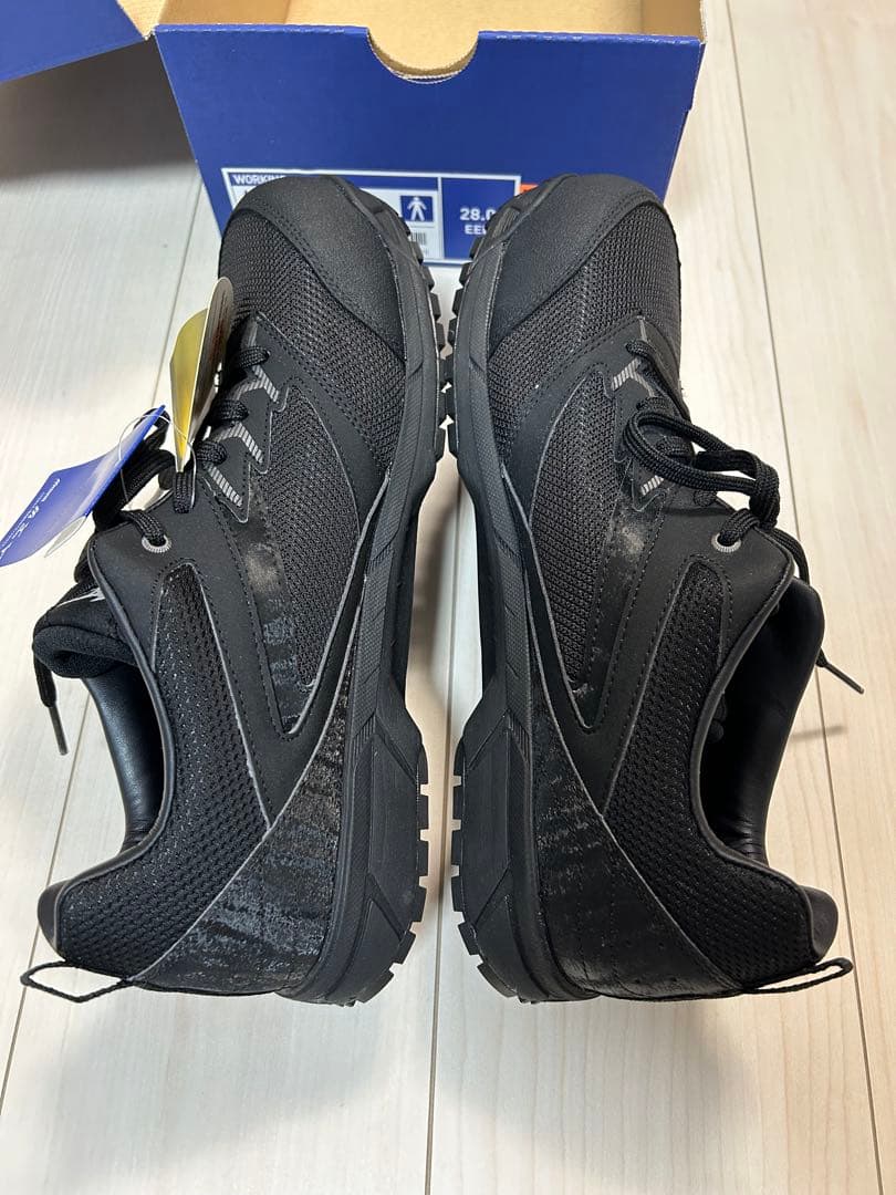 MIZUNO 安全靴　ALMIGHTY VS F1GA180309 28cm