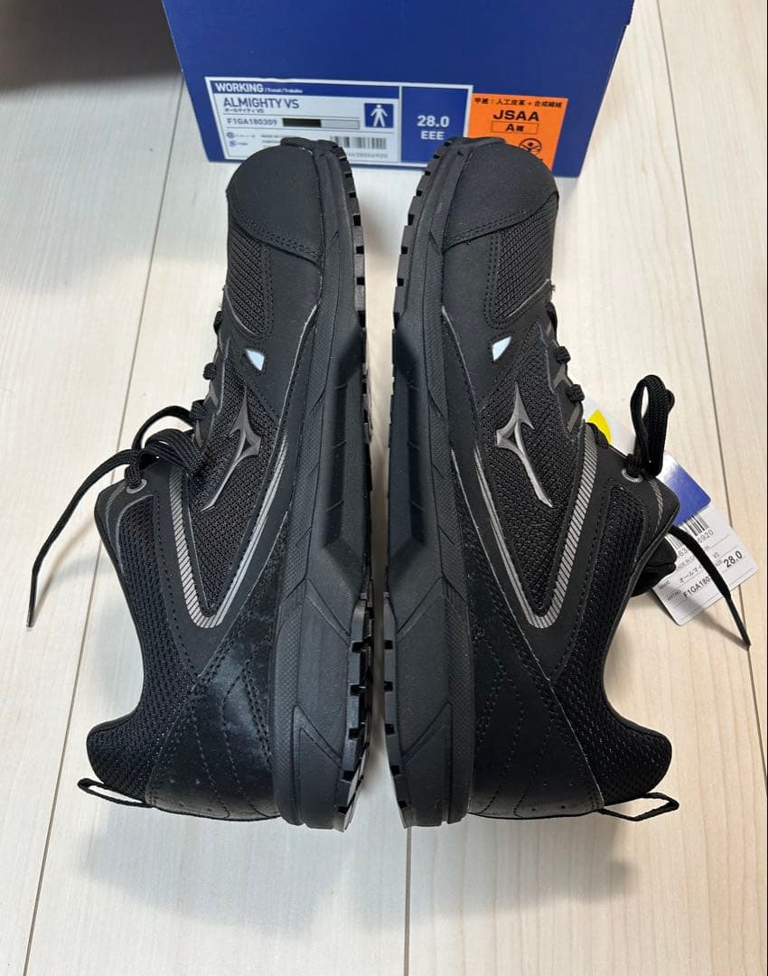 MIZUNO 安全靴　ALMIGHTY VS F1GA180309 28cm