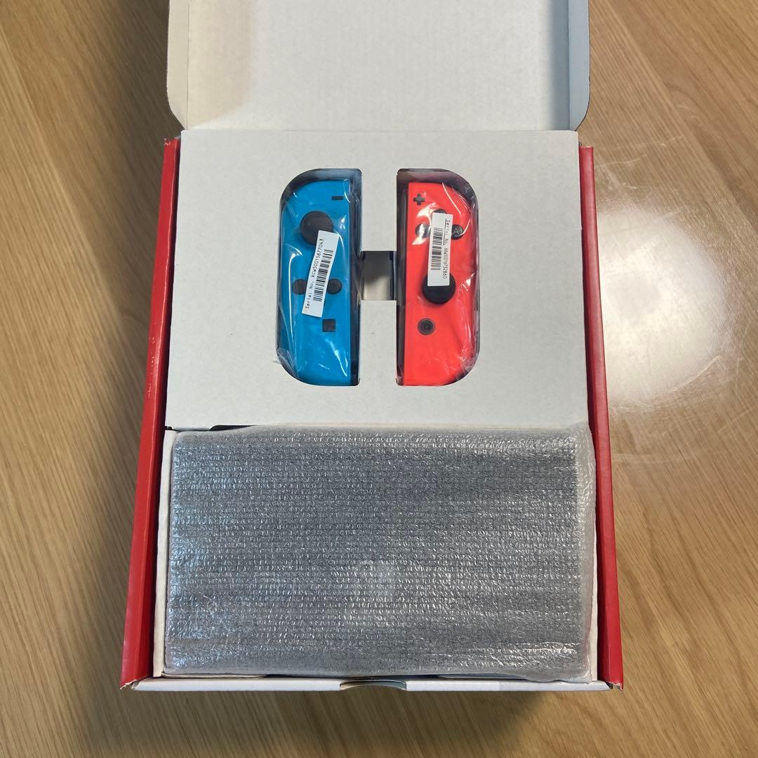 Nintendo Switch 有機ELモデル 青/オレンジ