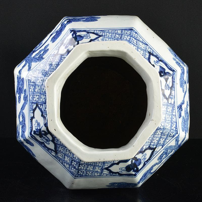 中国　景徳鎮製款　青花　神獣花文　八角面取瓶　高さ約48cm　V　R7338F