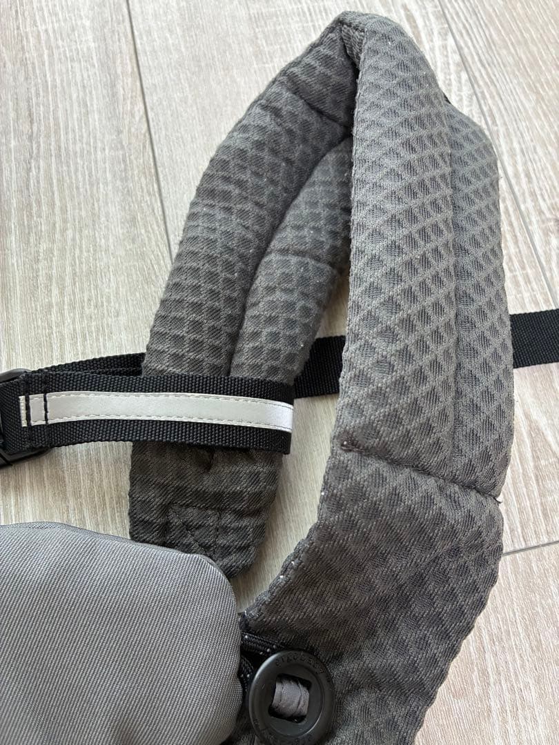 エルゴベビー OMNI Breezeグレー