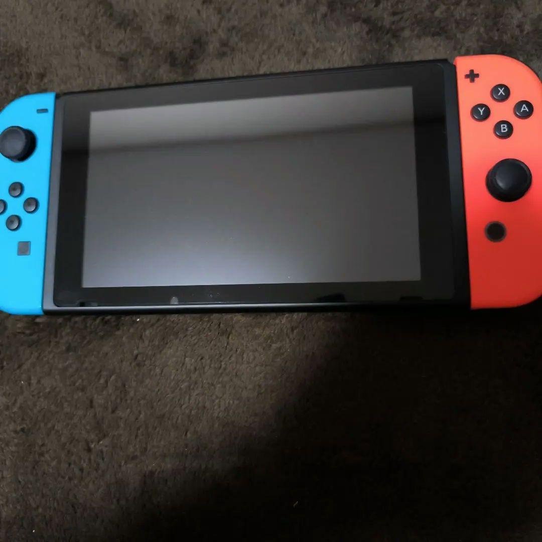 【microSD及び携帯用ケース付】Nintendo Switch 本体