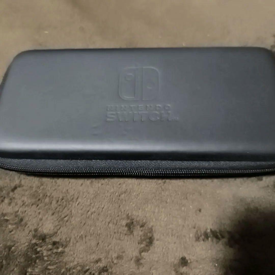 【microSD及び携帯用ケース付】Nintendo Switch 本体