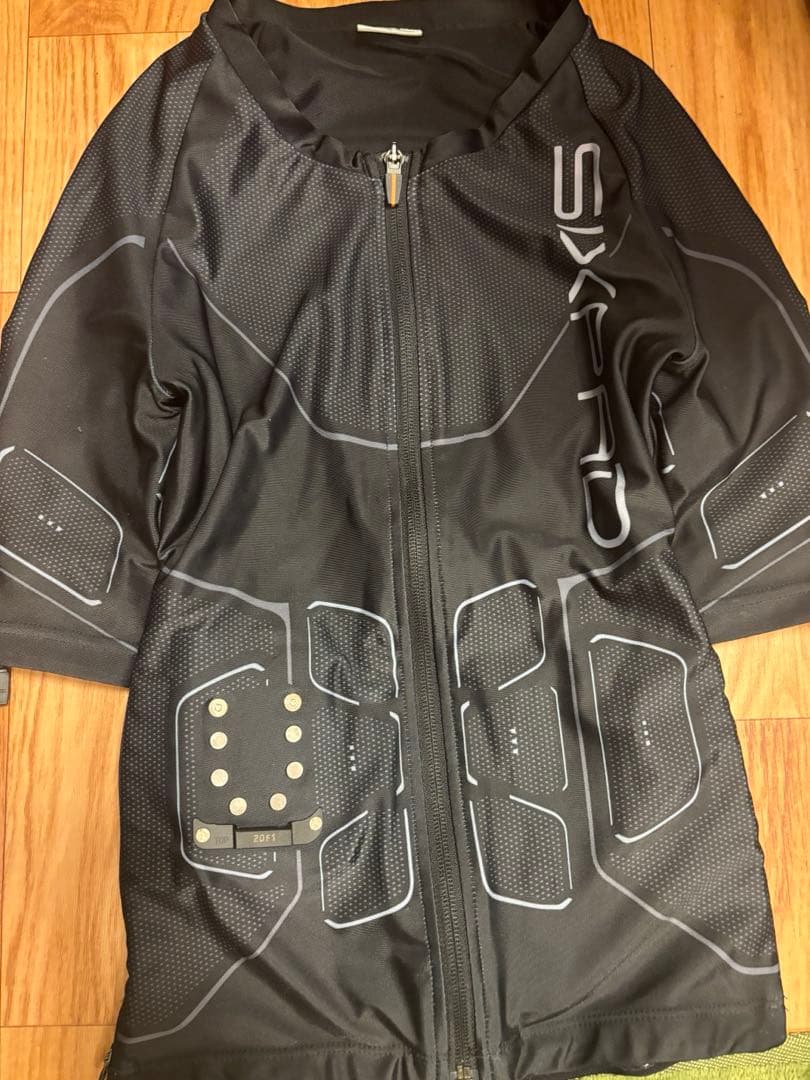 みっきー☆シックスパッド パワースーツ レディース上下Sサイズ