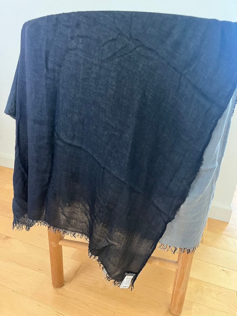 ファリエロサルティ　ストール 大判 グラデーション　ネイビーブラック