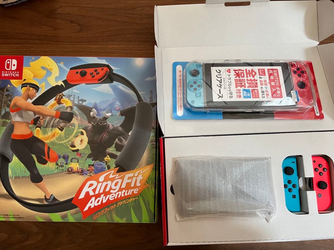 カズーニンテンドースイッチ本体　リングフィット　ケースセット