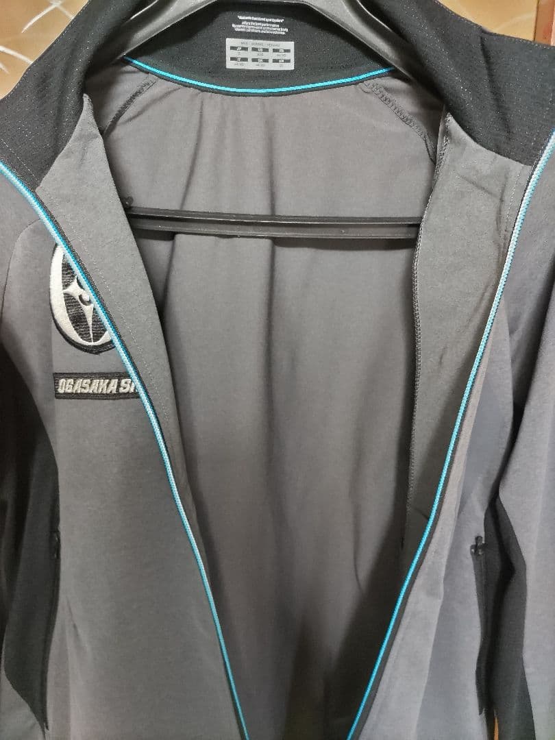 極美良品 ほぼ新古品 オガサカ デサント トレーニングジャージ上下