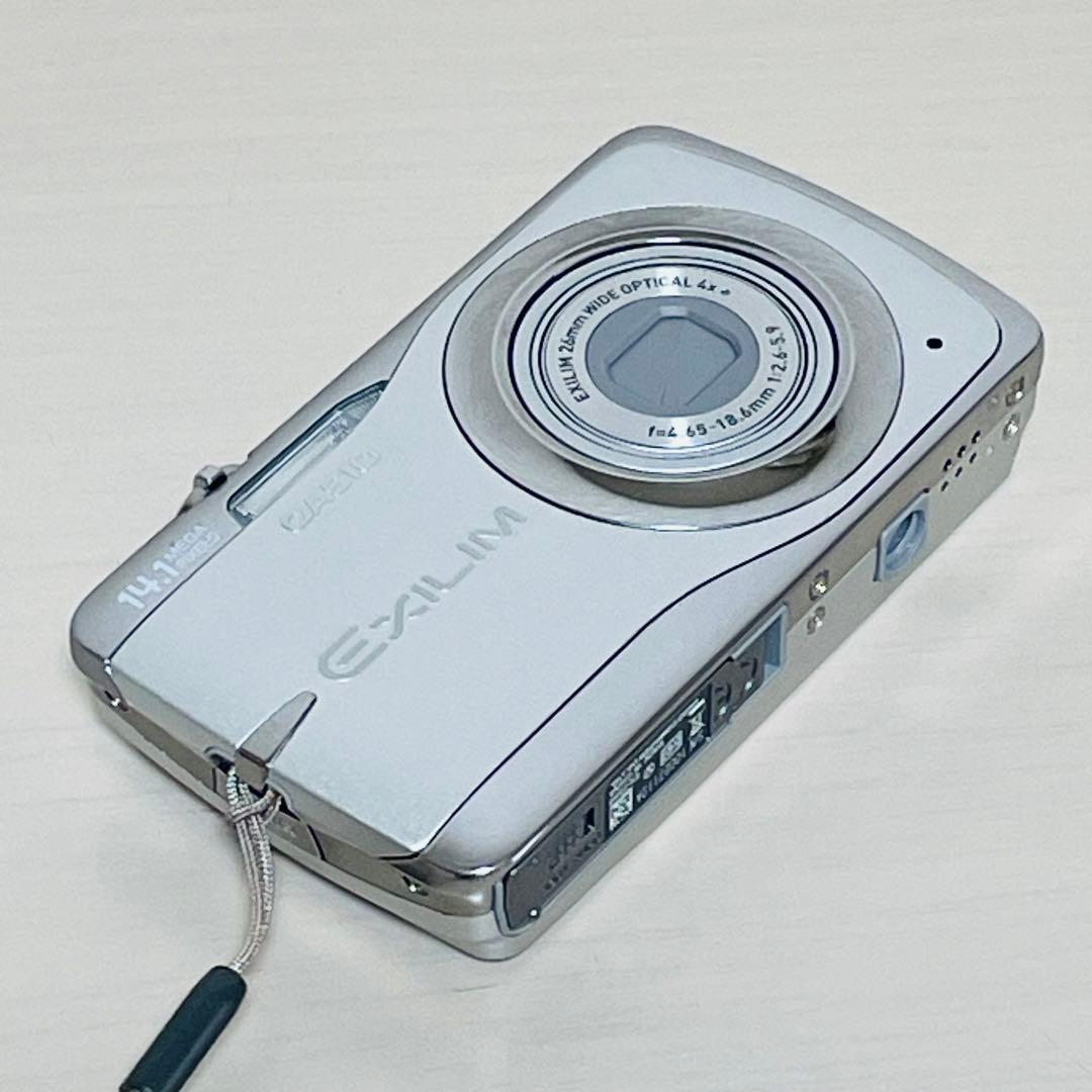 CASIO カシオ EX-Z550 コンパクトデジタルカメラ シルバー