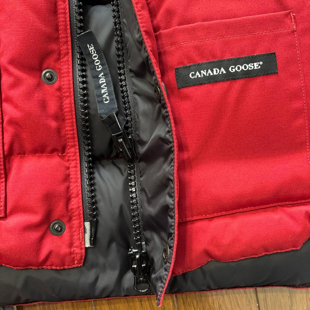 カナダグース　ダウンベスト　レッド　S
