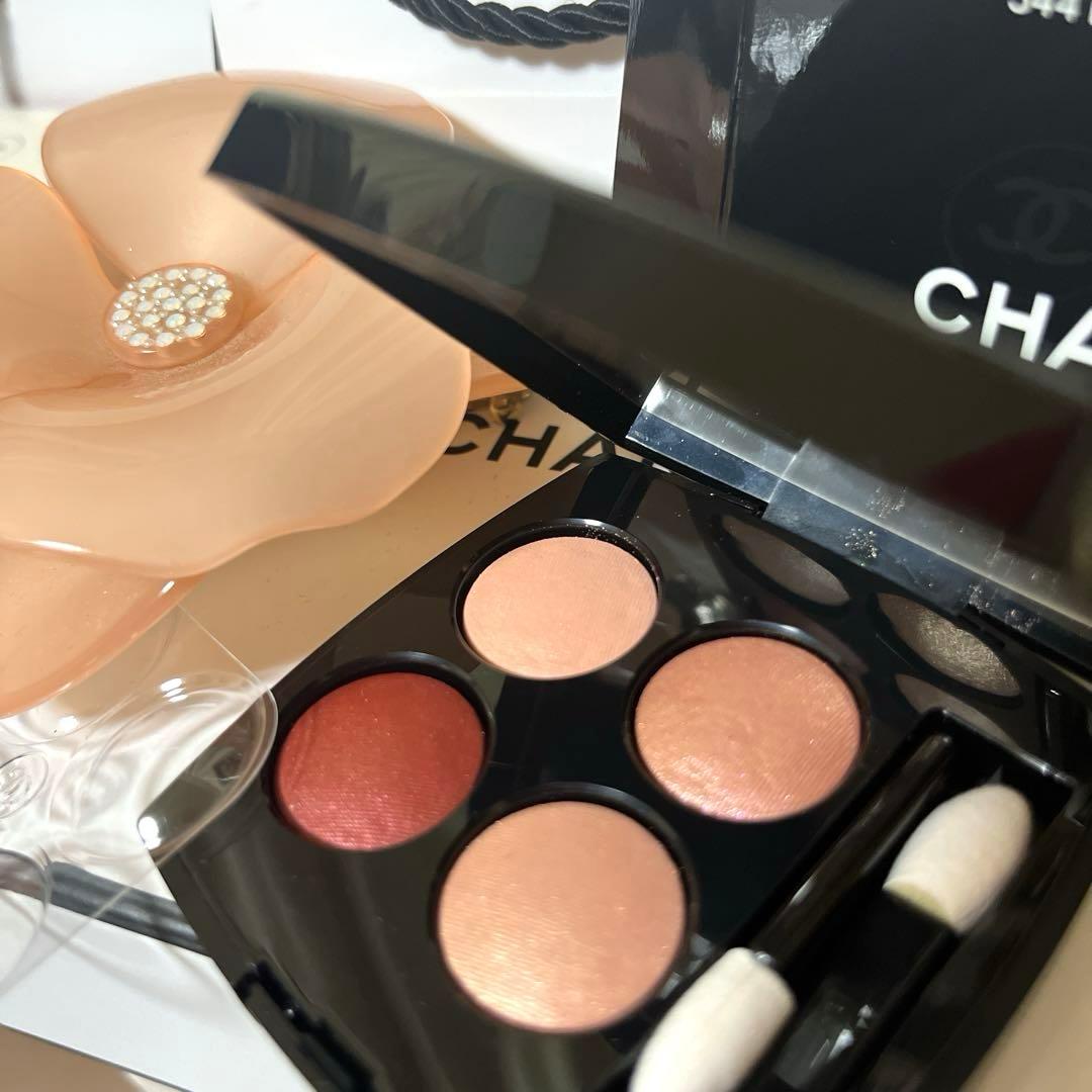 限定色✨新品✨シャネル　アイシャドウ レキャトルオンブル　344 7200円