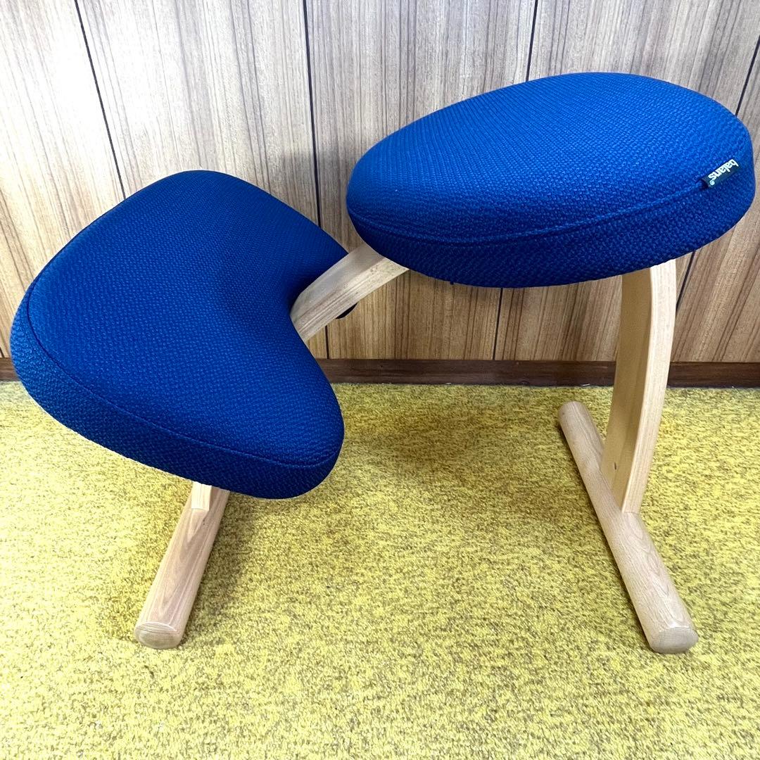 【美品】カバー付き バランス イージー 姿勢矯正イス ネイビー 正規品