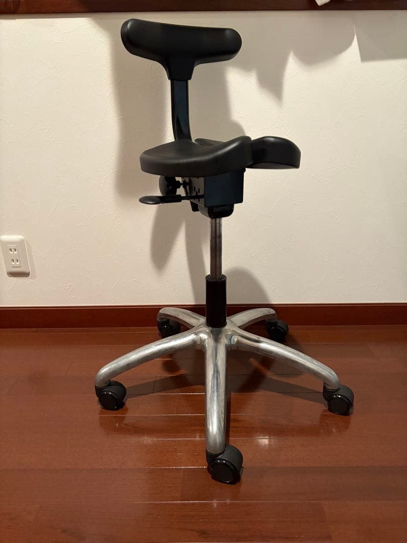 アーユル・チェアー キャスタータイプ　プレミアムモデル　01ゼロワン