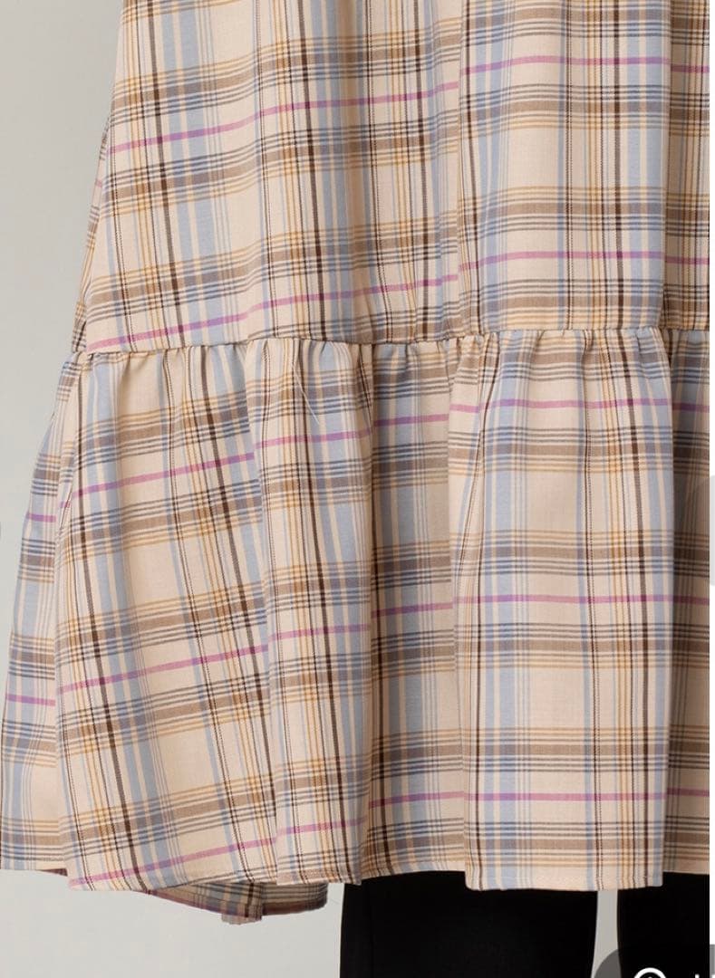 美品ローズティアラチェック切替ドッキングチュニックワンピ大きいサイズ46ベージュ