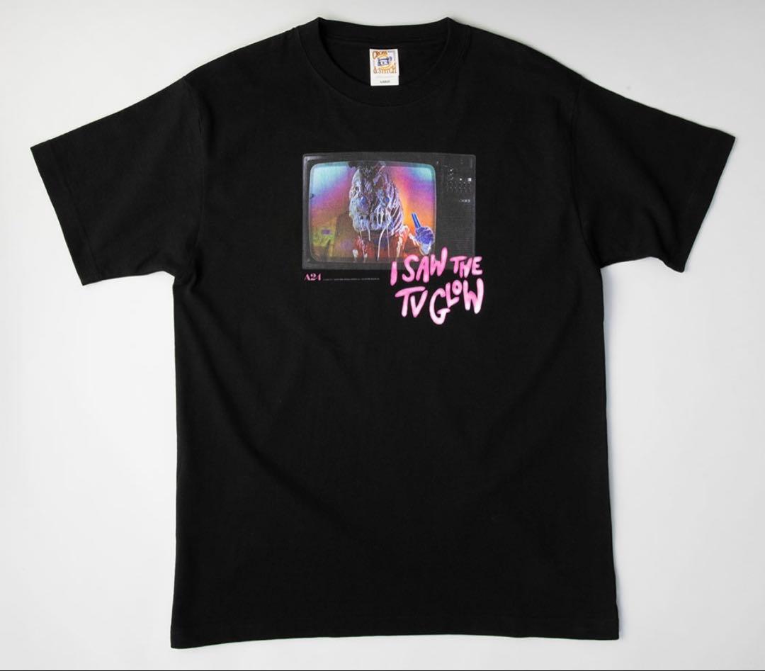 A24公認『テレビの中に入りたい』Tシャツ（アイスクリームマン）大島依堤亜