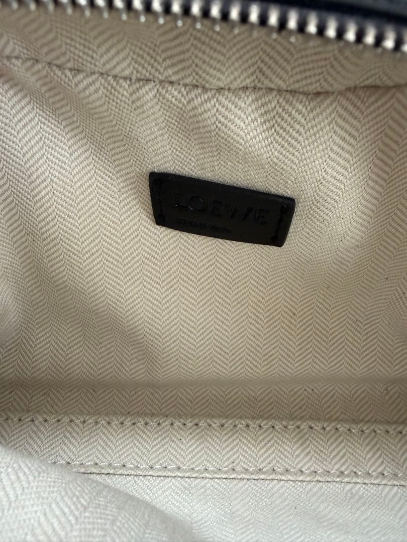 LOEWEカメラバッグ