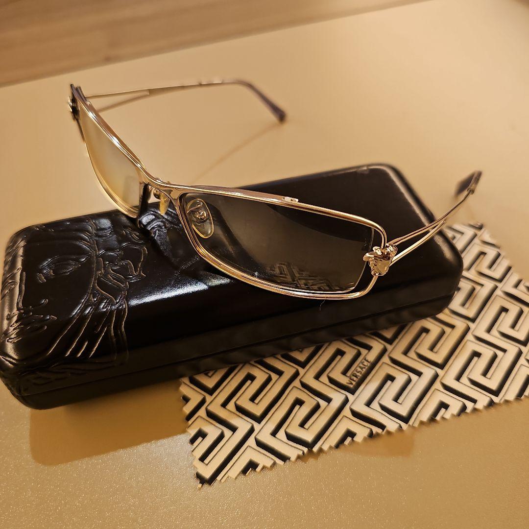 廃盤レア！ VERSACE ヴェルサーチサングラス