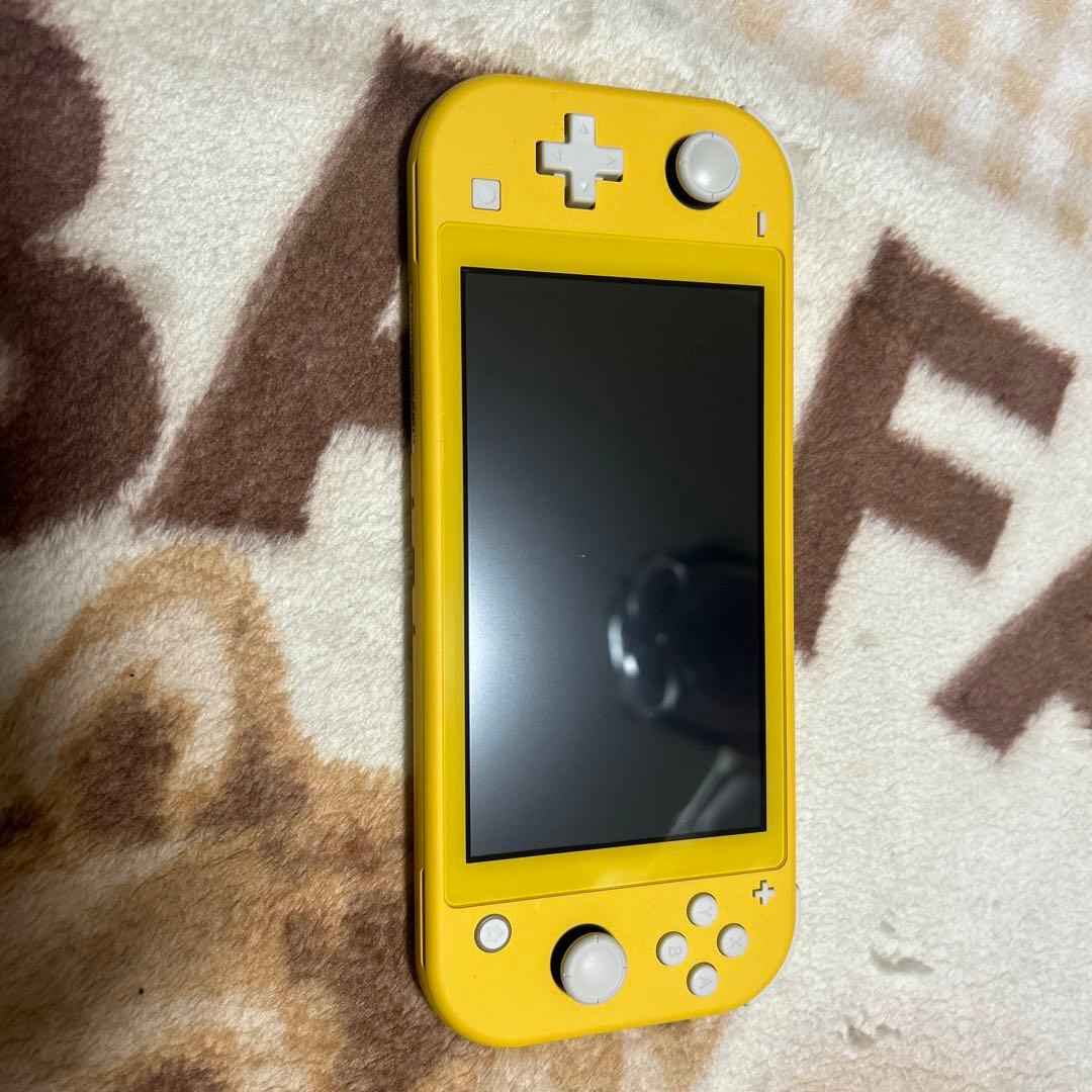 NintendoSwitchLite 黄色 ポケットモンスターシャイニングパール