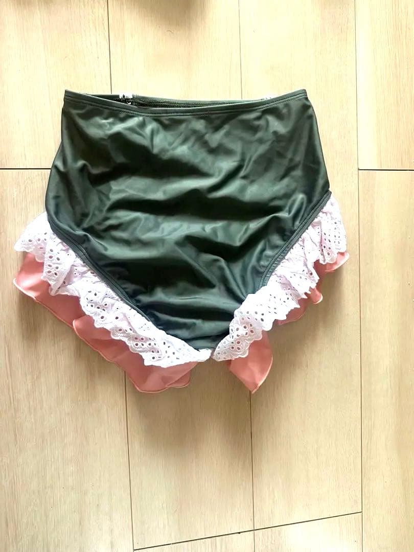 C*S様 あさぎーにょ⭐︎フリル付きセパレート水着⭐︎オリーブグリーン