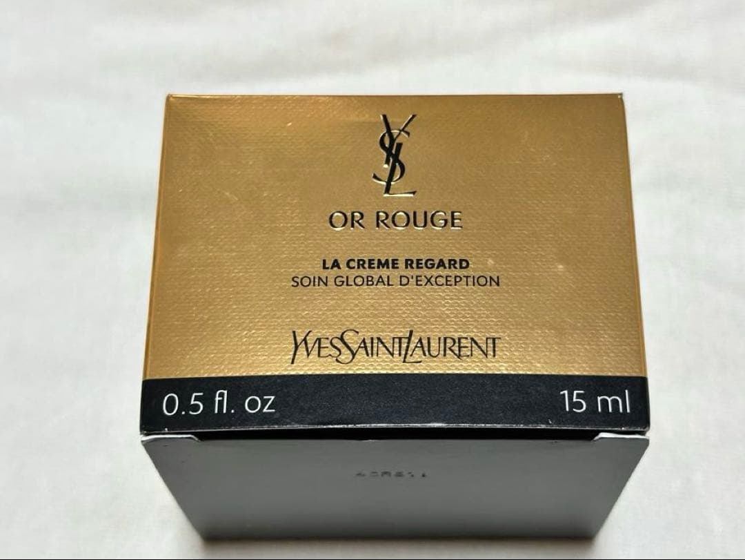 イブサンローラン　Or Rouge La Creme Regard アイクリーム
