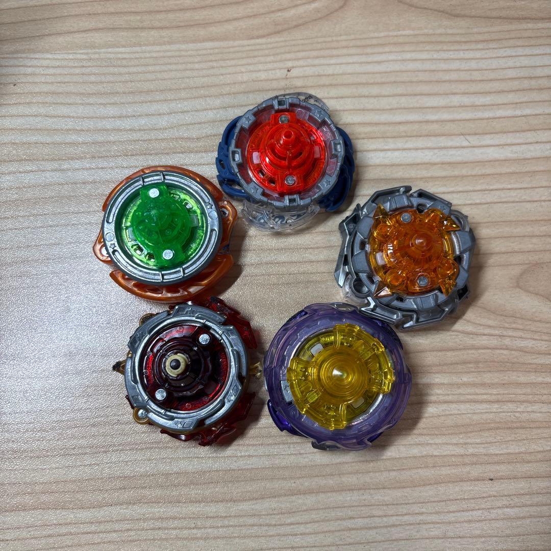 初代ベイブレード 25個セット　ベイランチャー12個　ケース付き