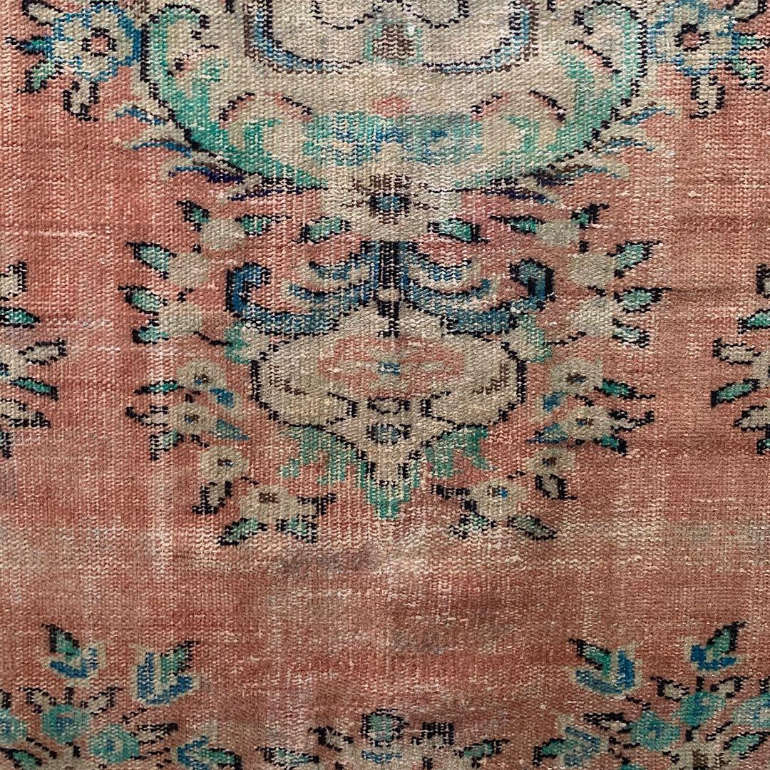 超大判　コーラルピンク244×132 インディゴブルー　トルコヴィンテージラグ