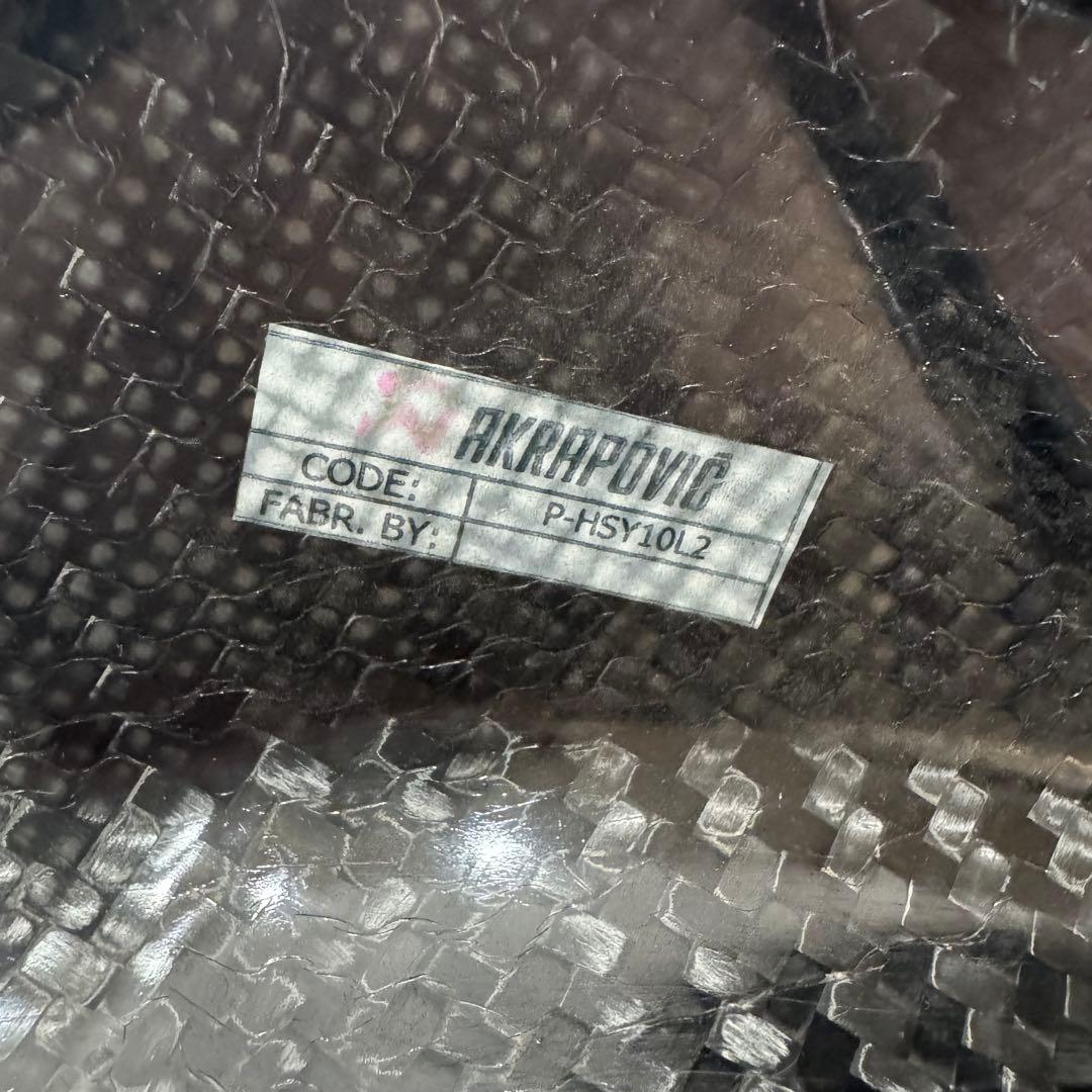 YZF-R1 15~ アクラポビッチ カーボン ヒートガード アクラポヴィッチ