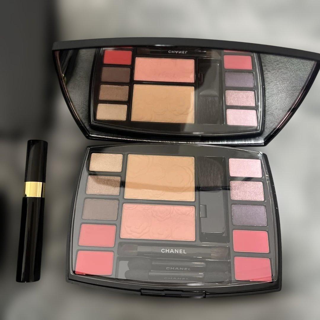 シャネル　トラベル　メイクアップ　パレット