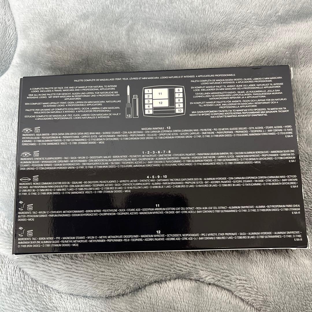 シャネル　トラベル　メイクアップ　パレット