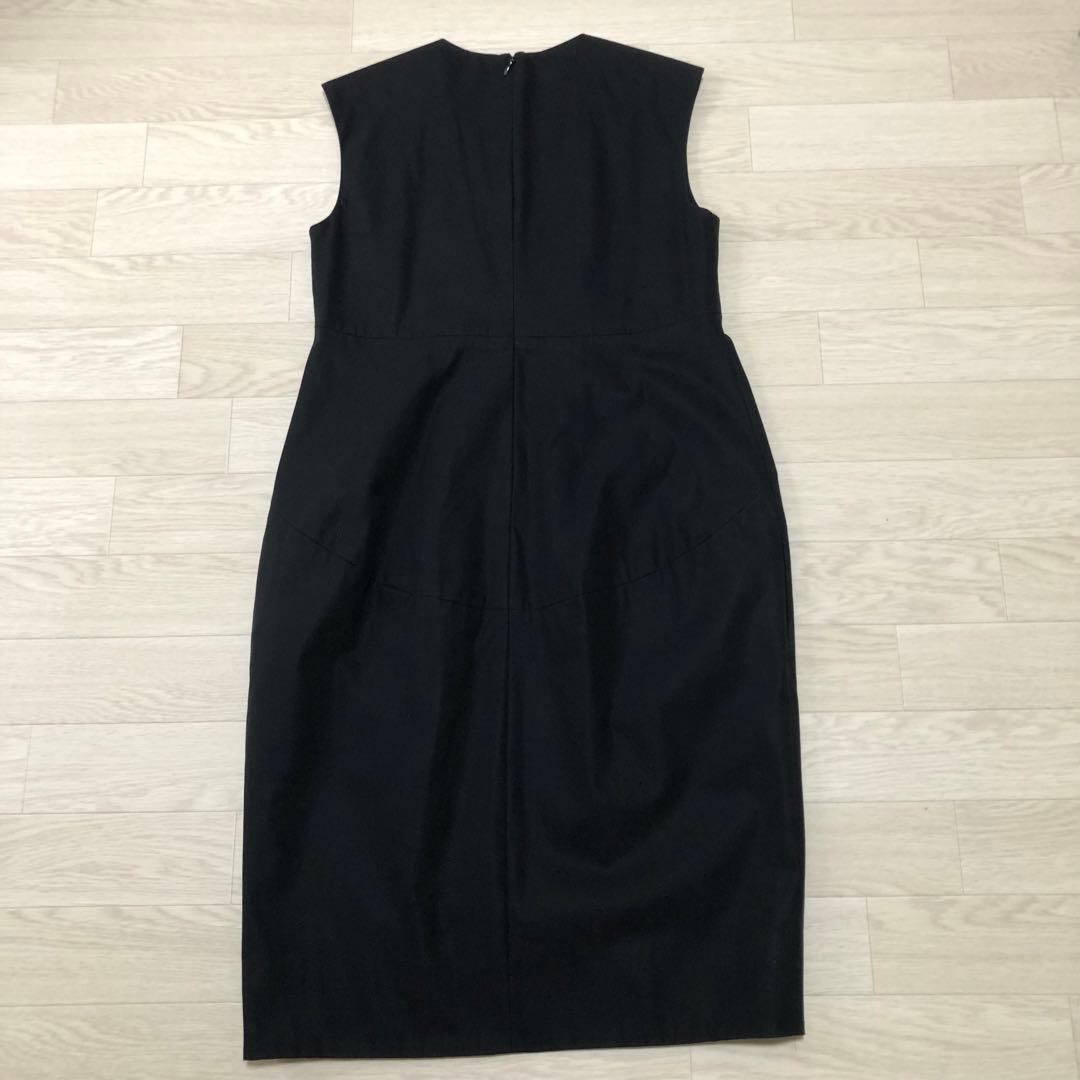 ヨーコチャン ウエストパール付　ノースリーブワンピース 膝丈　ブラック