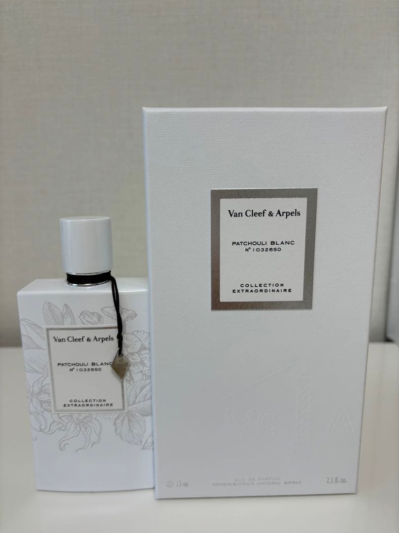 ヴァンクリーフアンドアーペル香水 パチョリ ブラン オードパルファム
