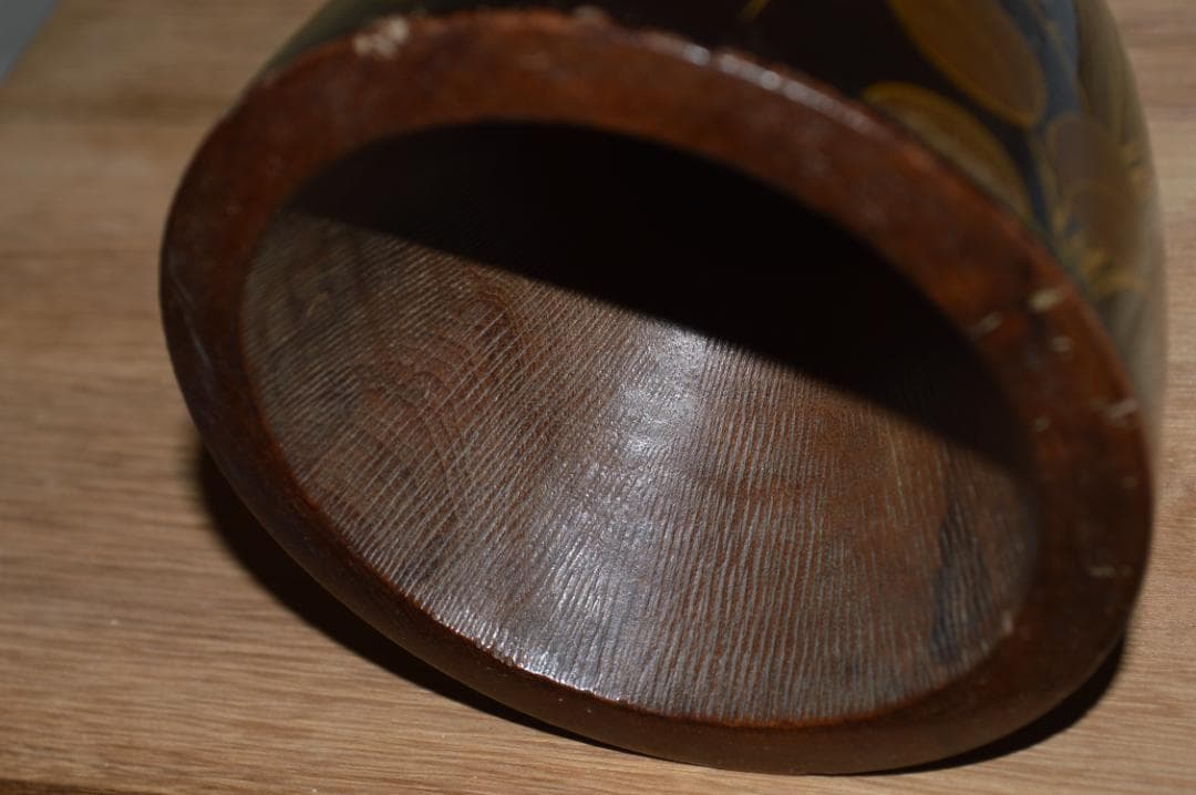 小鼓　胴内手彫　かんな目が美しい