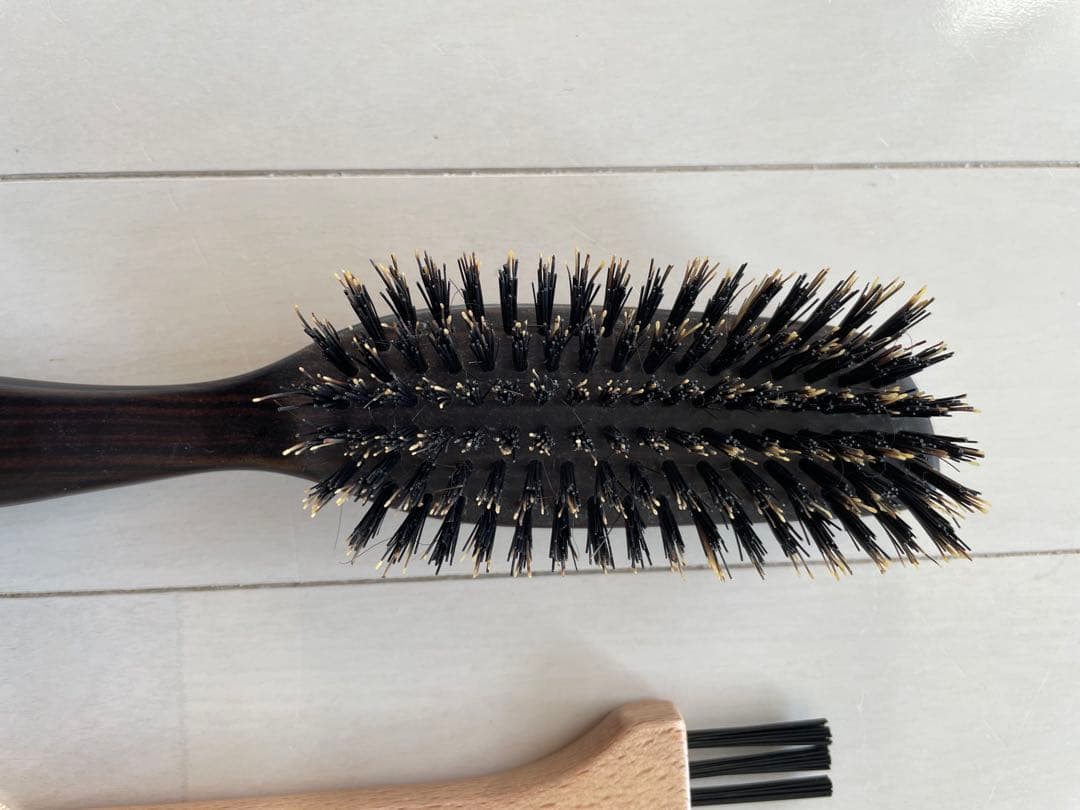 老舗江戸屋　ヘアーブラシ 6行植え S型 猪毛、クリーナーセット