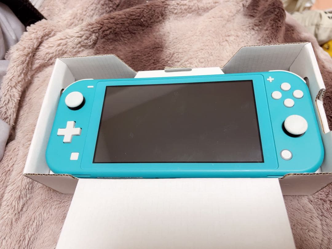 任天堂Switch Light本体 ターコイズ