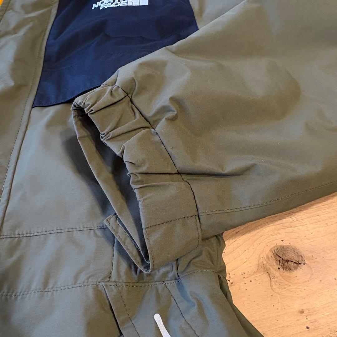 【美品】ノースフェイス キッズ スノーウェア　スキーウェア 120