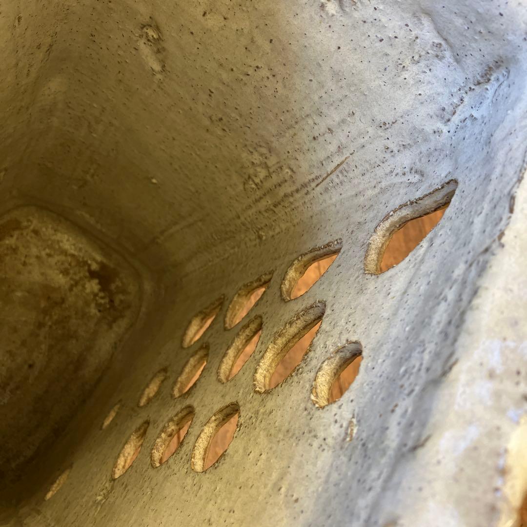 アンティーク モダン 銘入 陶器製 透かし彫り 傘立て 蝶々 玄関 収納