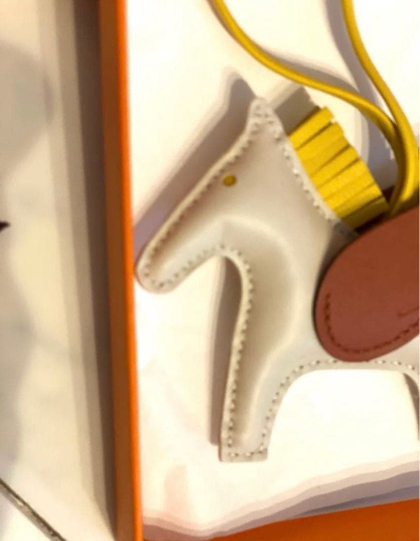 エルメスHERMESペガサスクレ×ジョーヌナプル×キュイーブルＢ刻印