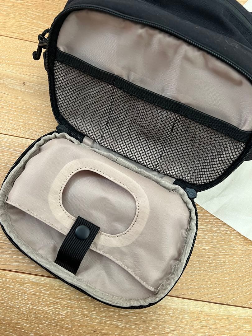 値下げ不可 Hugooハグー　ヒップシート　ブラック　ベージュ