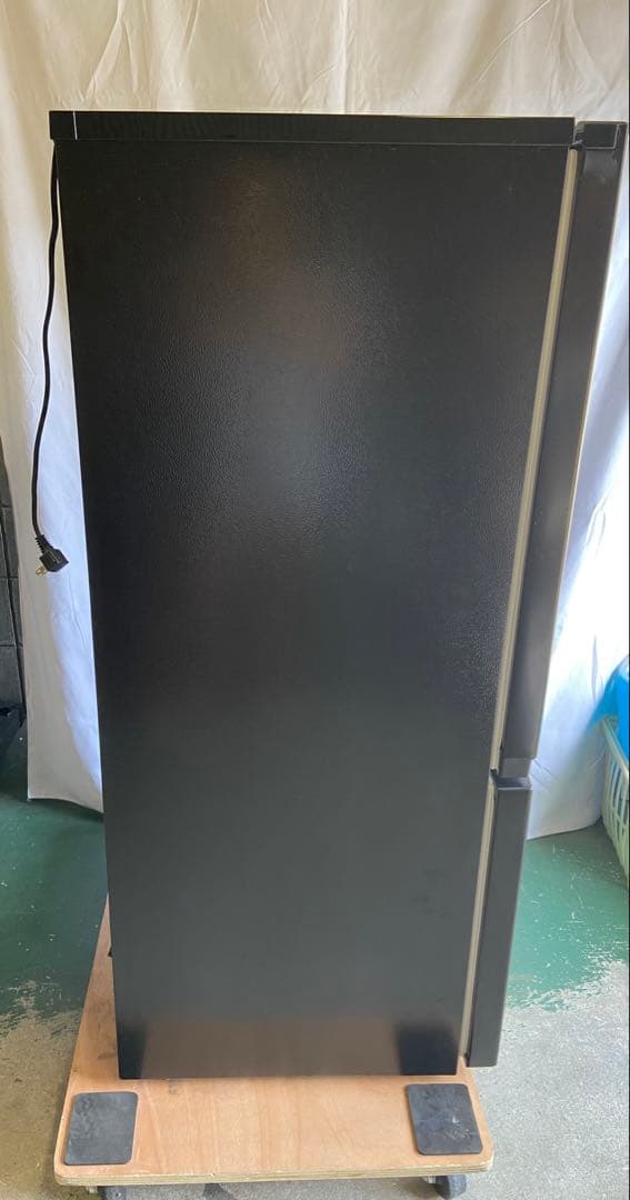 11h40. TOSHIBA 153L 冷凍冷蔵庫 GR-U15BS 2023年