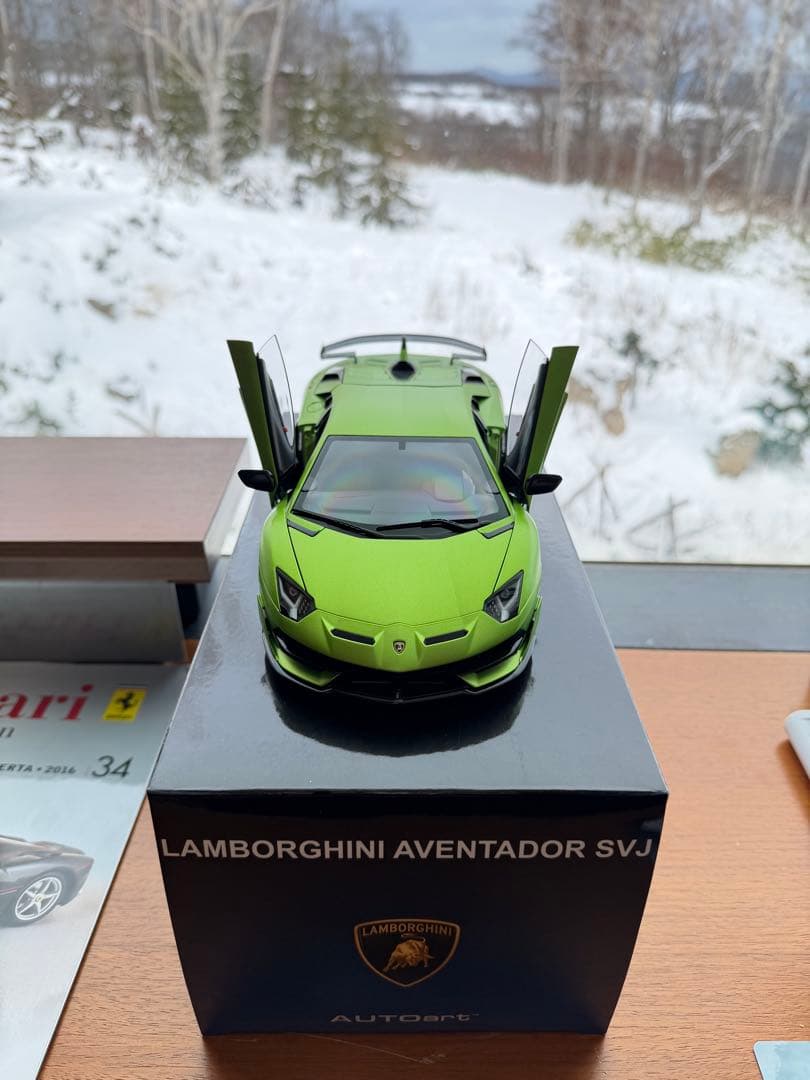 ミニカー Autoart Lamborghini Aventador SVJ 1/18